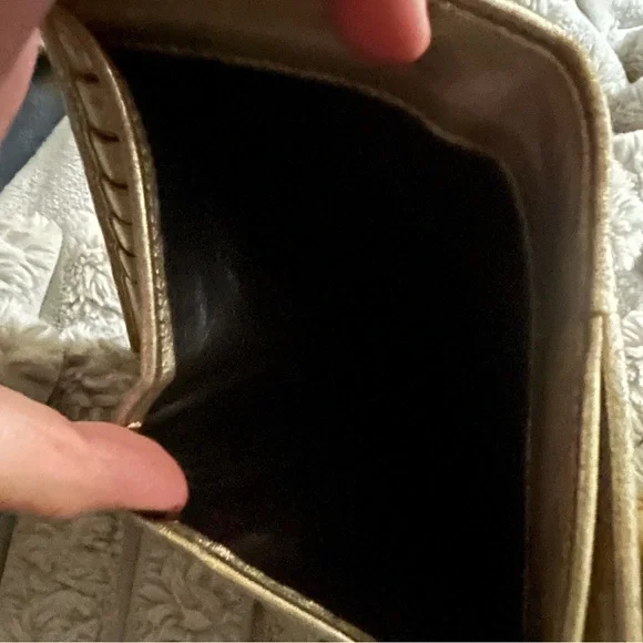 Genuine Gucci GG Canvas Abbey (D‑Ring) Wallet